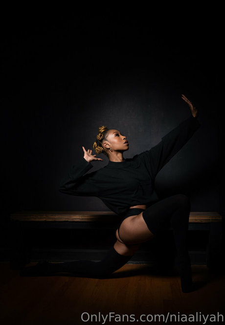 niaaliyah star du porno exclusive image