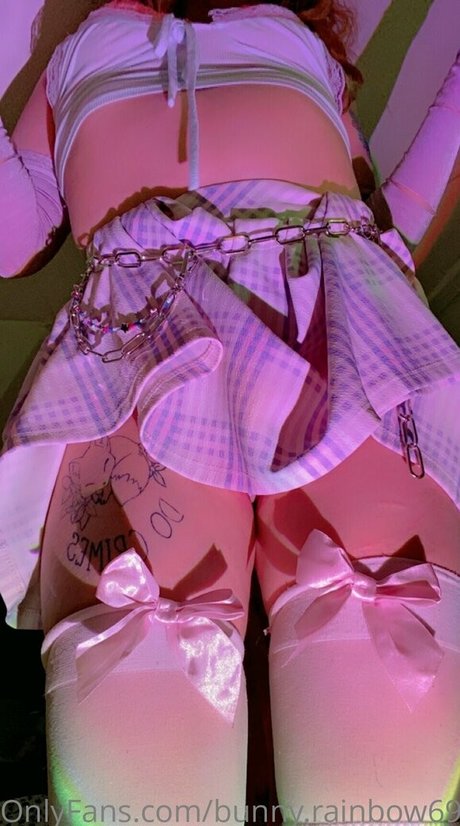 bunny rainbow69 belle actrice des photos