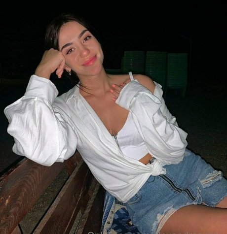 alexandrasunny modelo bonita imagen