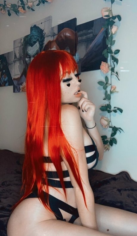 arilovefree modelo desnudo imagen