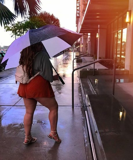 Ilianna bonita estrella imágenes