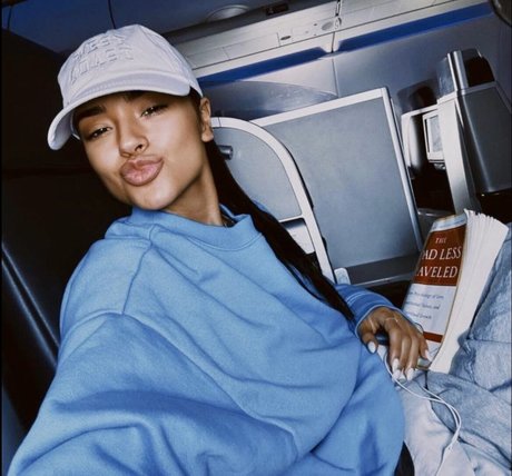 Becky G estrella adulta galerías