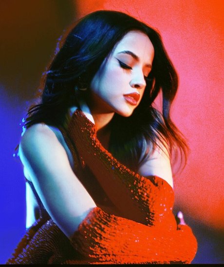 Becky G modelo fotos