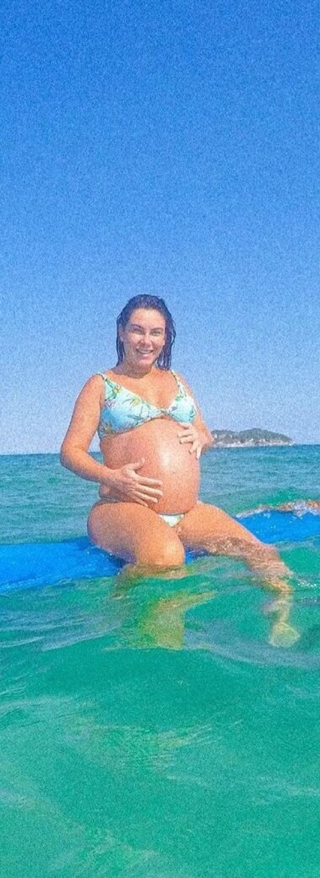 Larissa Erthal xxx estrella porno galerías