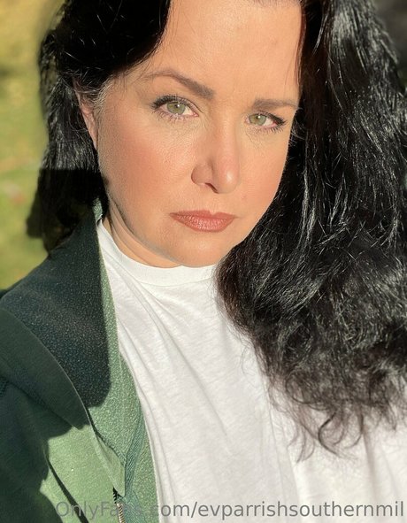 evparrish modèle exclusif des photos