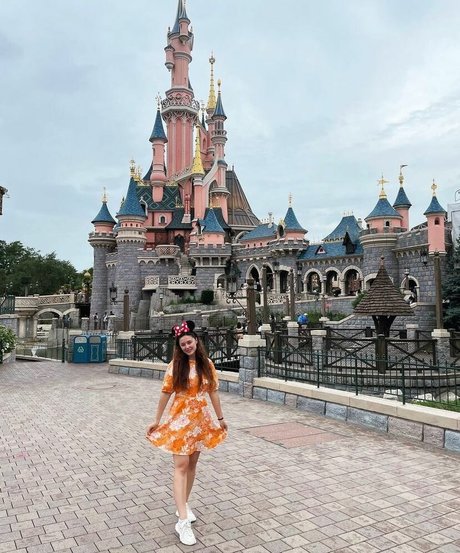 Little BabeVIP modèle sympa archive