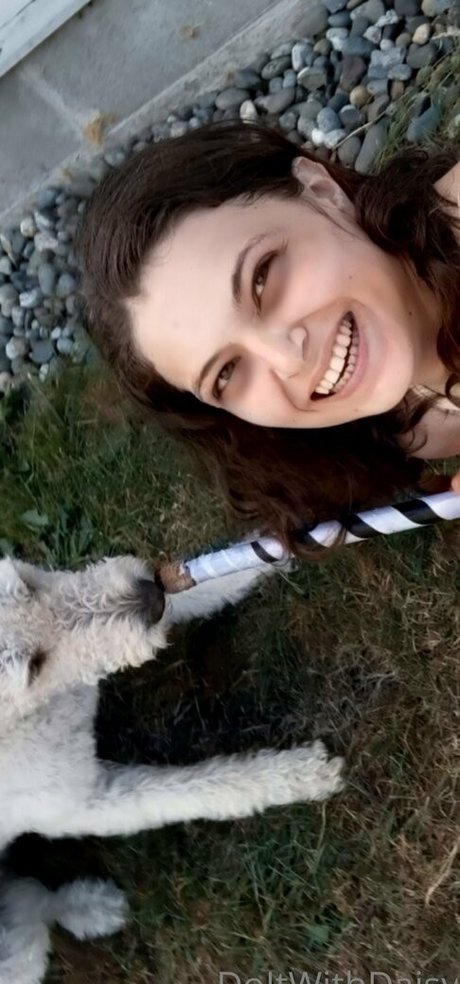 doitwithdaisy hermosa modelo foto