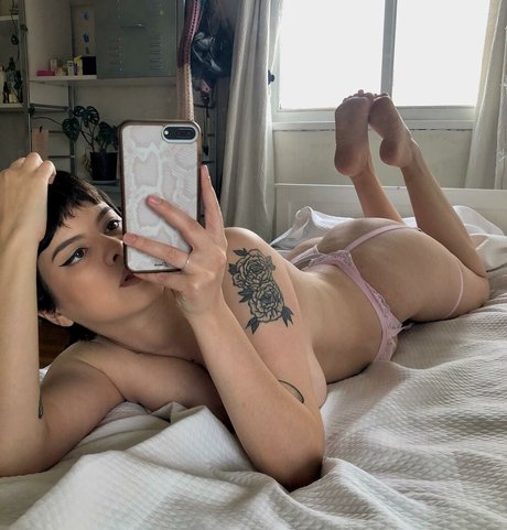 Moonvvenus modèle sympa archive