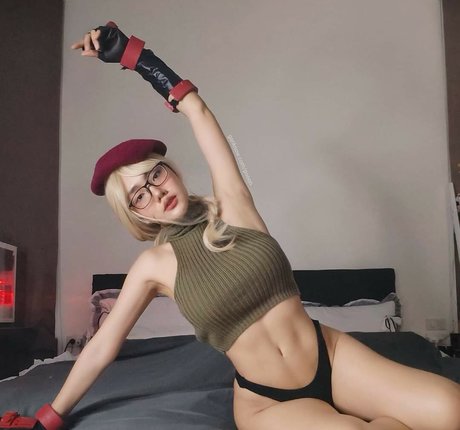 Poon Wrunya modelo xxx archivo