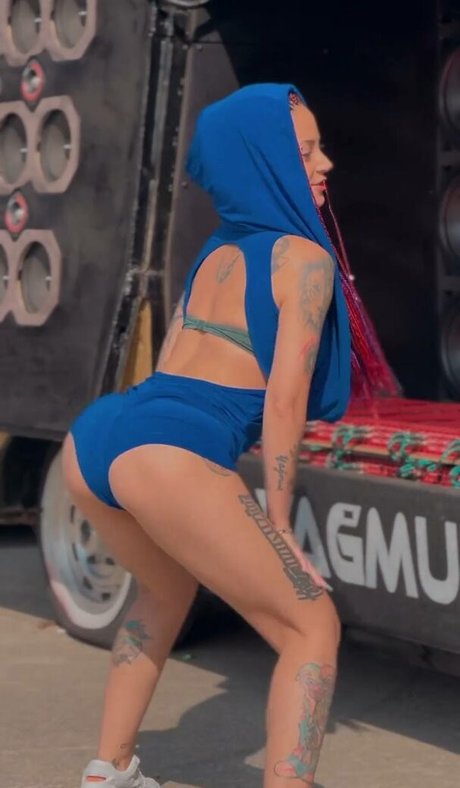 Yagmur Simsek_ actrice xxx galeries