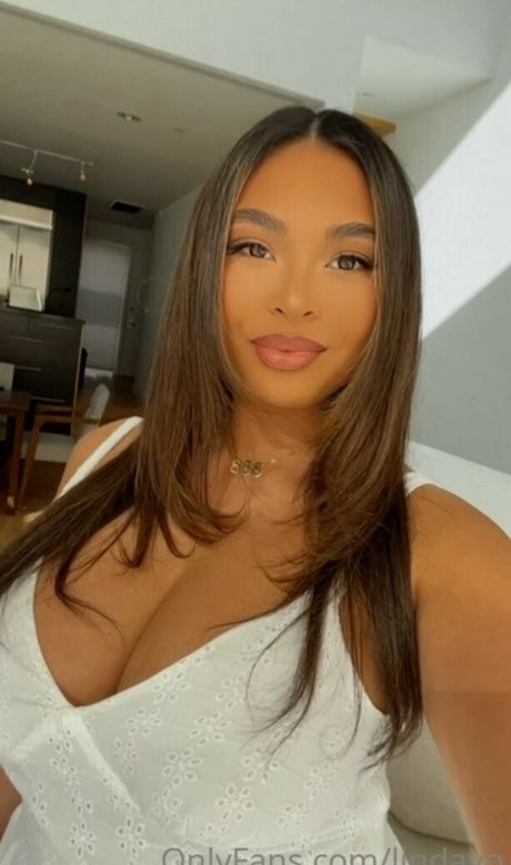 Linda Vo star exclusive collection