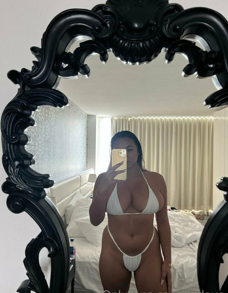 Linda Vo star du porno exclusive photo