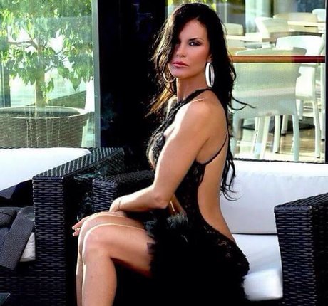 Antonella Mosetti actriz de alta definición galería