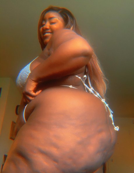 phat ass phoebe estrella perfecta imágenes