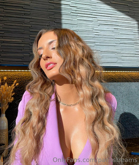 jilliantorres18 star du porno gratuite image