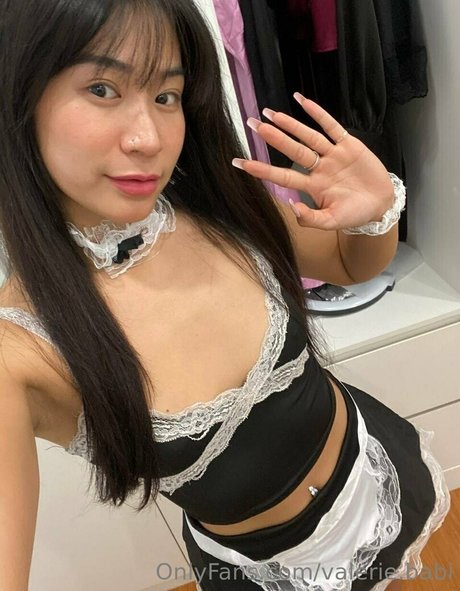 valerie babi étoile adulte image