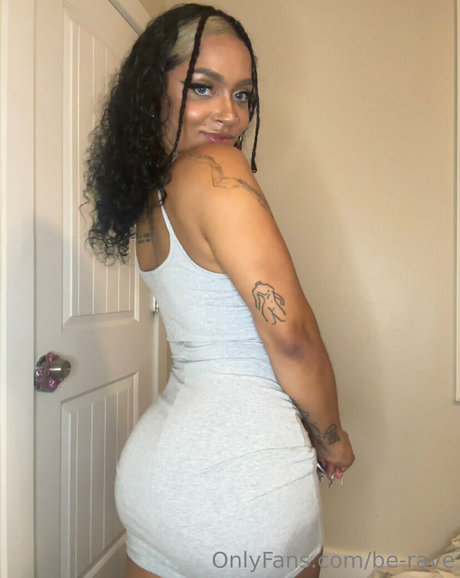 be rave estrella porno desnuda recopilación