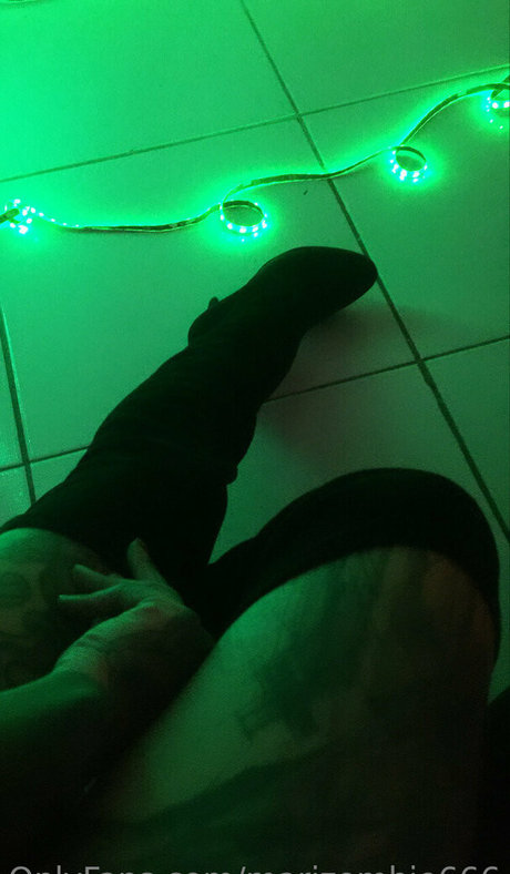 marizombie666 actrice parfaite image