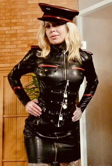 marizombie666 art star du porno galeries