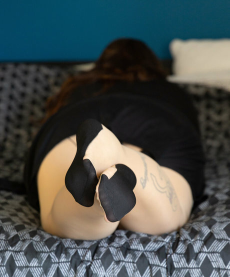 hernylonfeetfree modelo de arte foto