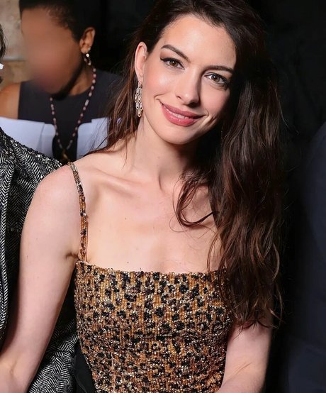 Anne Hathaway belle étoile des photos