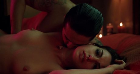 Anne Hathaway Miniature