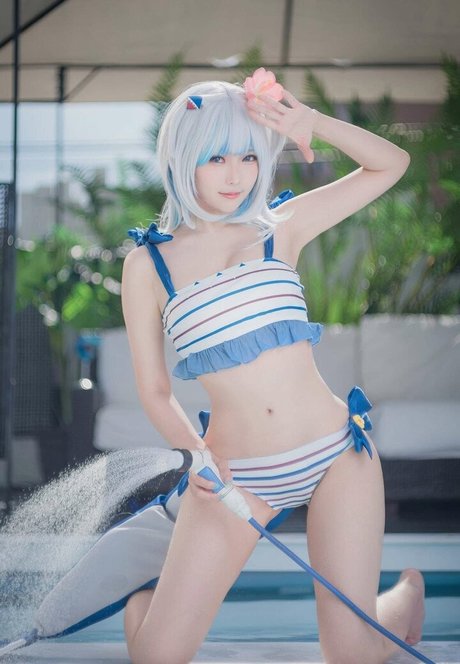 eeelyeee actrice libre image