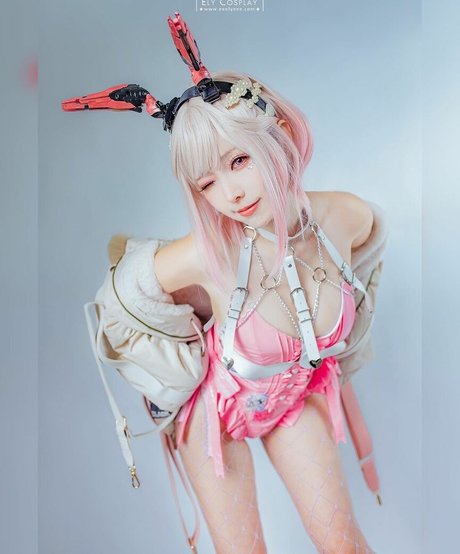 eeelyeee star du porno parfaite image