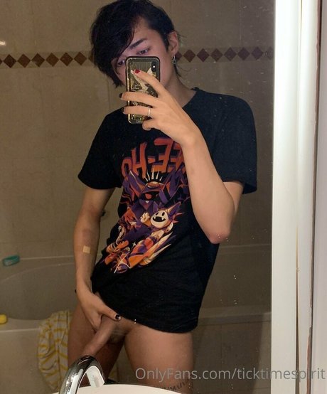 ticktimespirit art modèle des photos