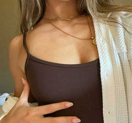 Meelah Robbins Miniatura