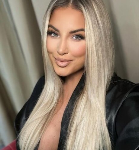 Ashley Alexiss star du porno chaude photos