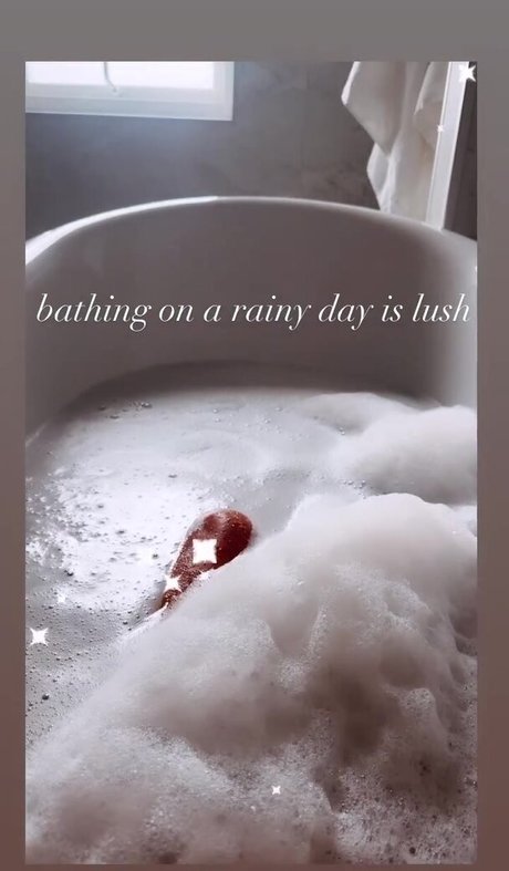 Imogen Thomas modèle parfait galeries