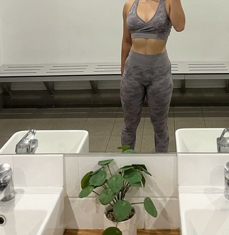 skylarosy actriz imagen