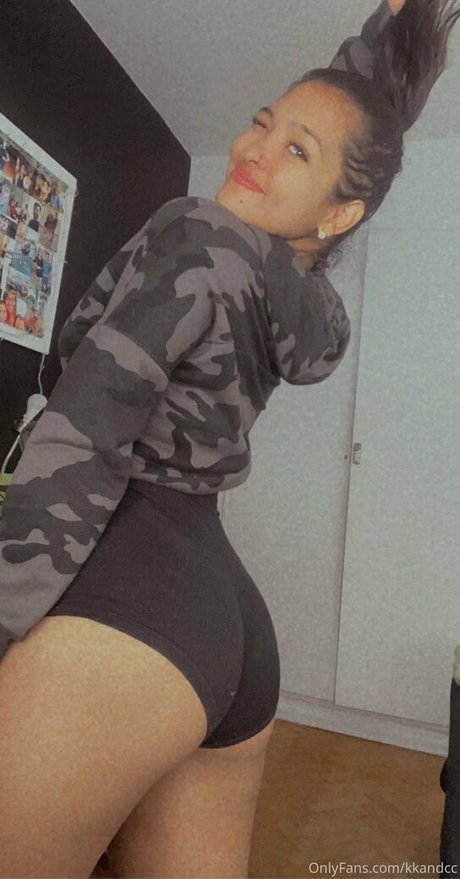 andreeecb modelo caliente archivo