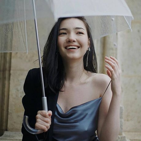 Aya Shalkar modelo pornografico galerías