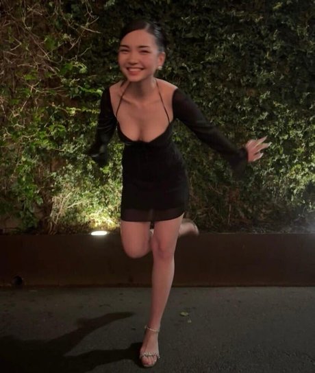 Aya Shalkar actriz perfecta foto