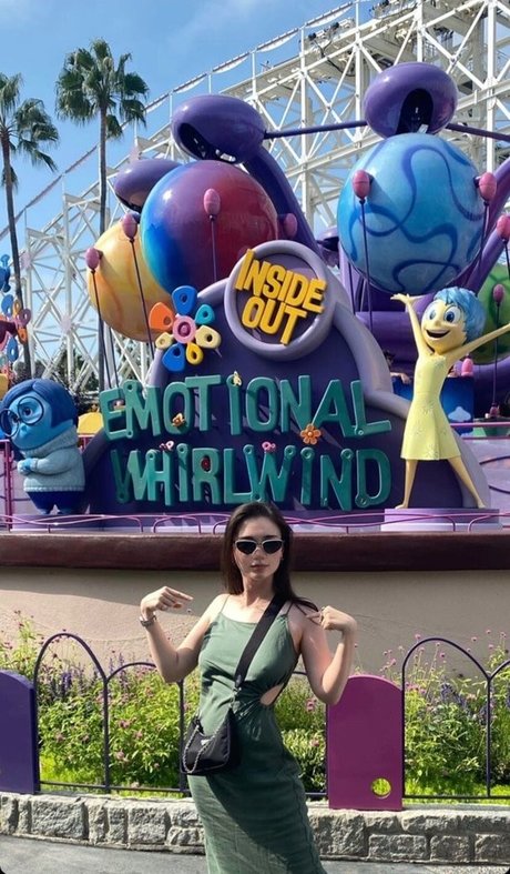 Aya Shalkar modèle artistique galeries