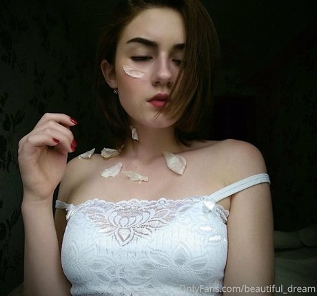 petite slut onlyfans top photo