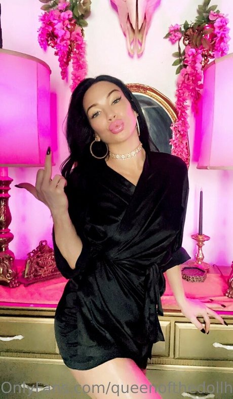 queenofthedollhouse modelo gratis archivo