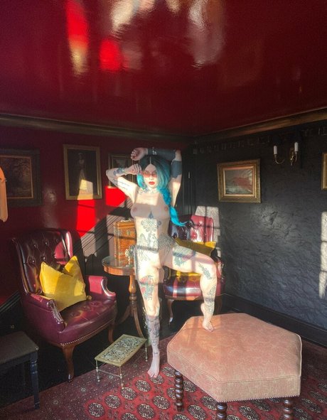 Katsandcrows sexe star photo