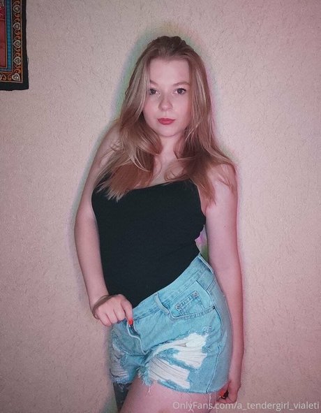 a tendergirl vialeti actrice parfaite photos