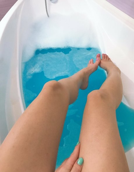 nylonmerbaby estrella porno desnuda imágenes