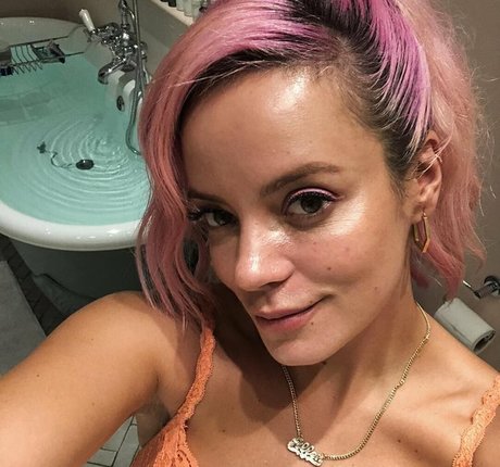 Lily Allen pornstar nice images