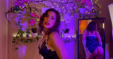 Irma La Dulce ASMR étoile chaude galerie