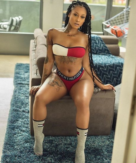 Mizz Twerksum nudes star pics