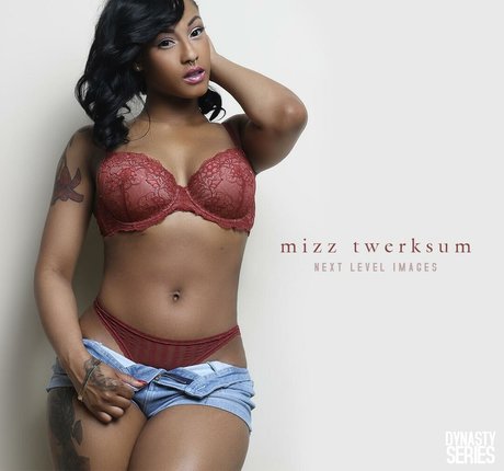 Mizz Twerksum star du porno sexy collection