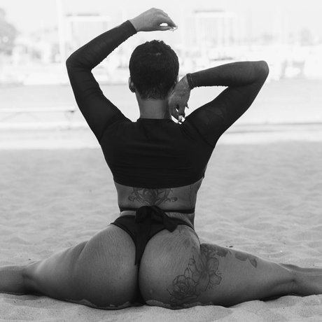 bodybuilder onlyfans hot naked images
