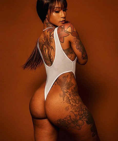 Mizz Twerksum pornstar best pic