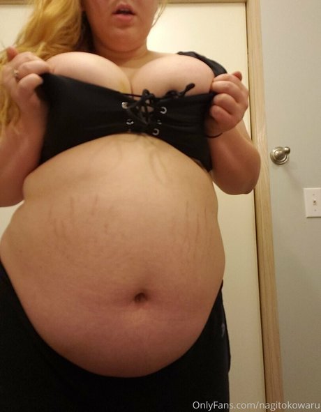 feedistdani high quality pornstar photo