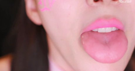 Eunzel ASMR Miniature